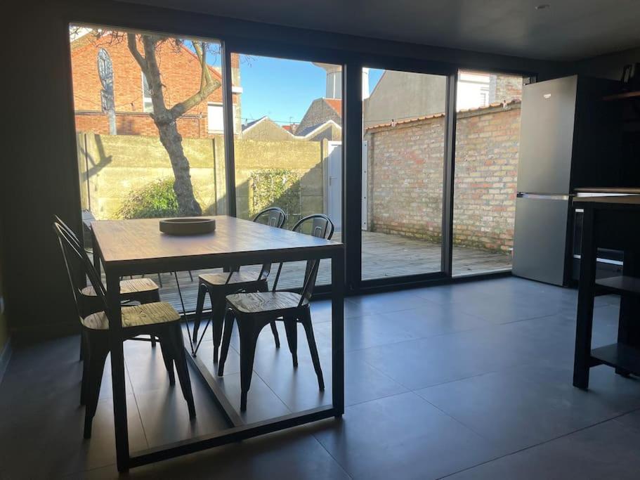 Le 104 Maison Avec Terrasse Proche De La Mer Duinkerke